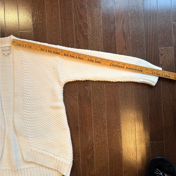 Beautiful Reiss white knit sweater. - Picture 6 of 8